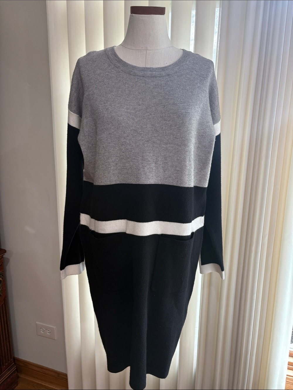 THML NWT Gray and Black Colorblock Longline Sweater Dress pockets oversized XS